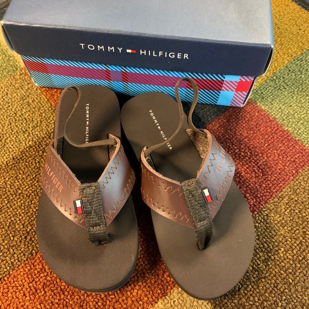Tommy Hilfiger toddler size 10 NEW darkbrown